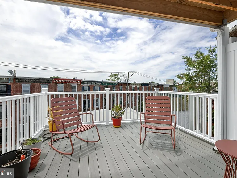 2356 E Susquehanna Ave — Photo 33