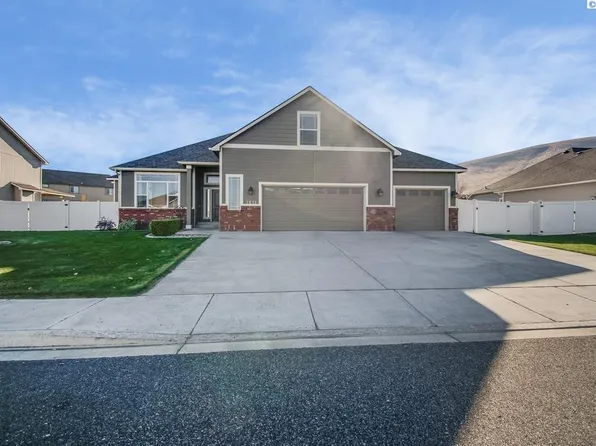3671 Hazelwood Dr, West Richland, WA 99353