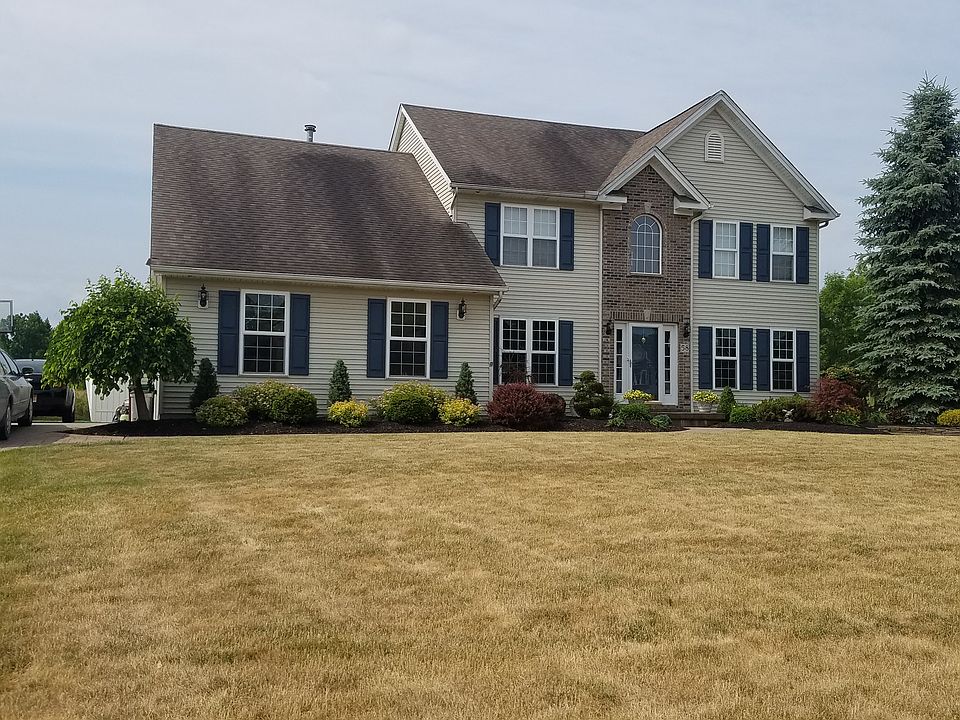 1st image of 58 Ferndale Dr
