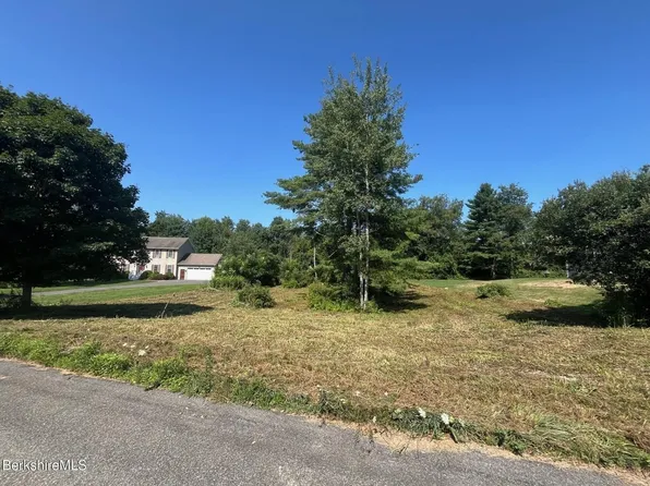 46 Falls Brook Ter, Dalton, MA 01226