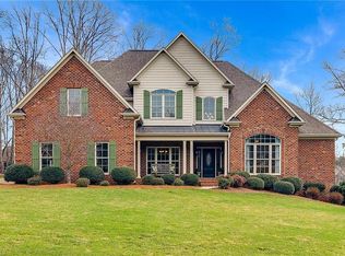 4464 Timberfield Cir, Pfafftown, NC 27040