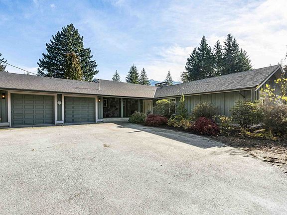 3rd image of 4658 Bruce Rd