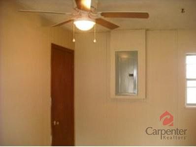 4th image of 376 S Cedar Dr
