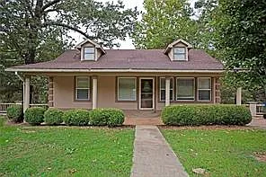 10123 Summit Dr — Photo 1