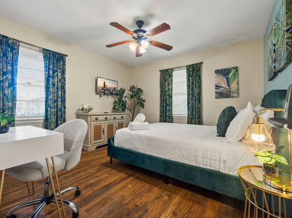 2160 Lenox Rd NE, Atlanta, GA