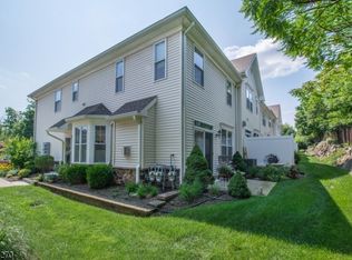 26 Parkside Dr, Wanaque, NJ 07420