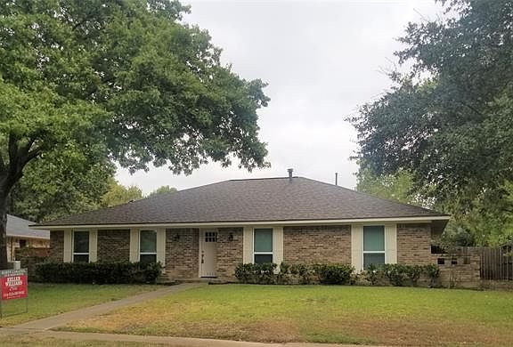 2nd image of 1413 Scottsboro Ln