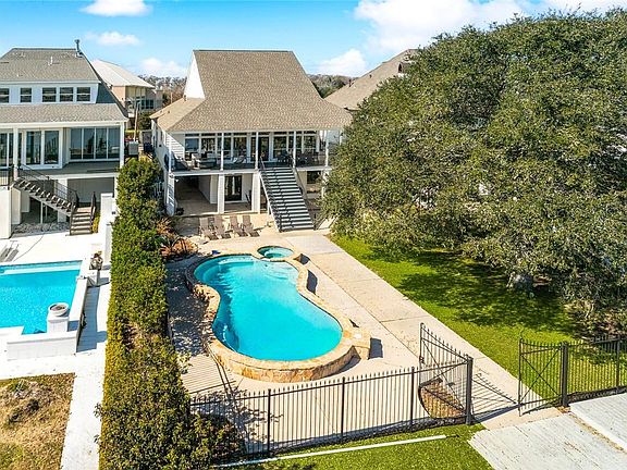 2nd image of 117 Mabel Dr