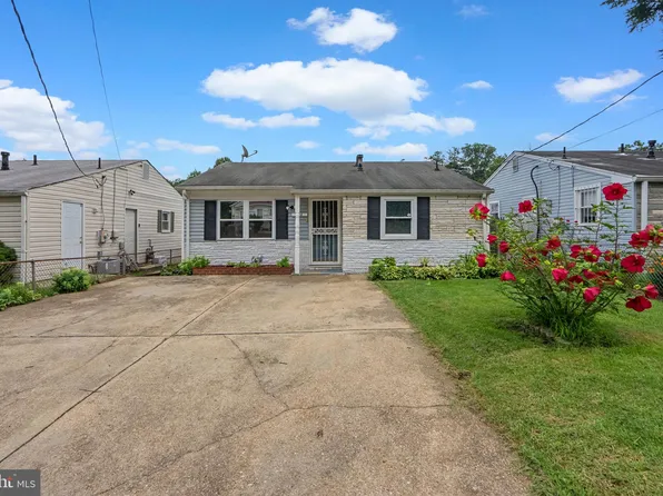 704 Clovis Ave, Capitol Heights, MD 20743