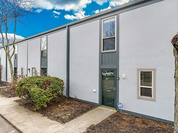 3rd image of 1014 Galliton Ct APT B