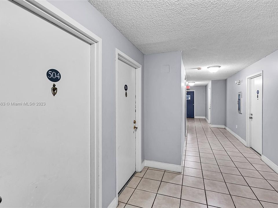 1st image of 210 SW 11th St APT 504
