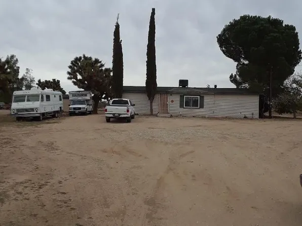 12345 Barker Rd, Phelan, CA 92392