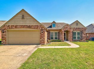 3209 Lincoln Rd, Bartlesville, OK 74006