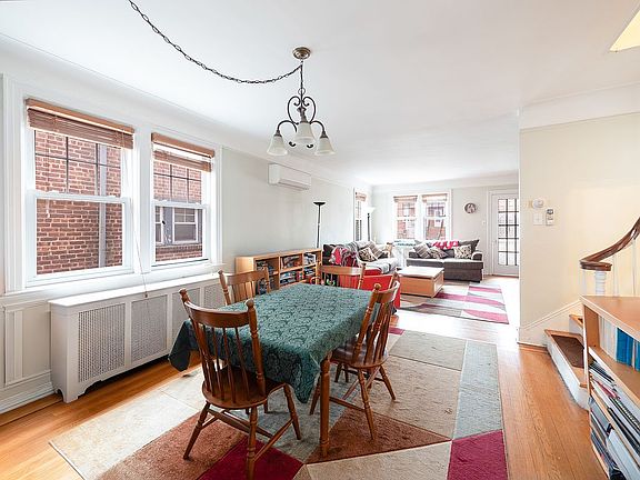 4th image of 6126 Fieldston Rd