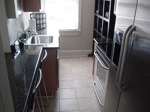 2nd image of 3300 Saint Charles Ave APT 11