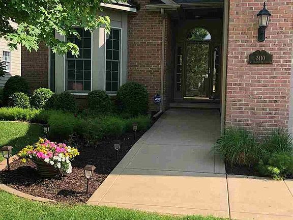 3rd image of 2410 W Chandler Ct