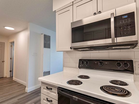 4th image of 275 C St APT 6