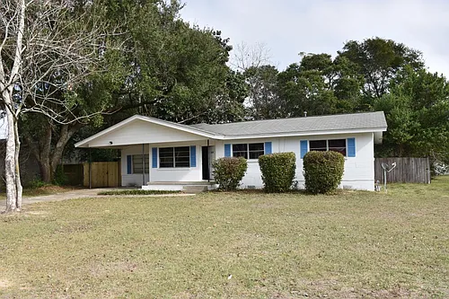 6830 Chapel St Photo 1