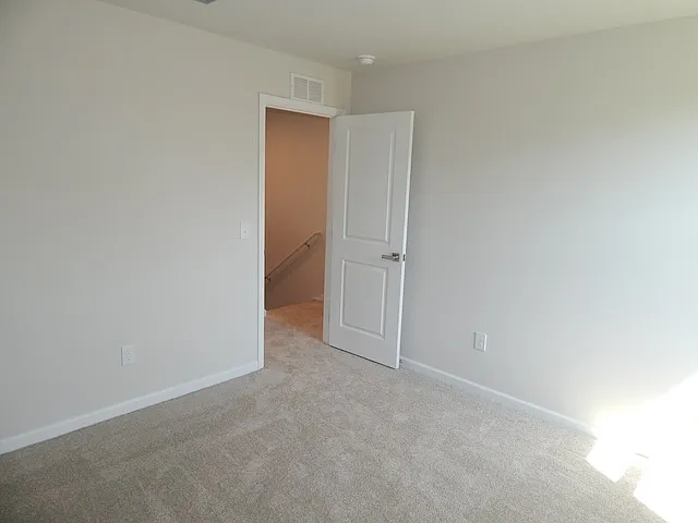 633 Coopers Mill Rd — Photo 22