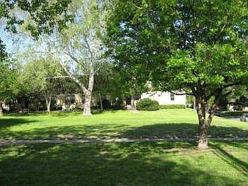1st image of 424 Cloverleaf Ave APT 7