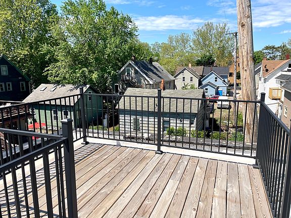 2nd image of 2258 W 10th St #6