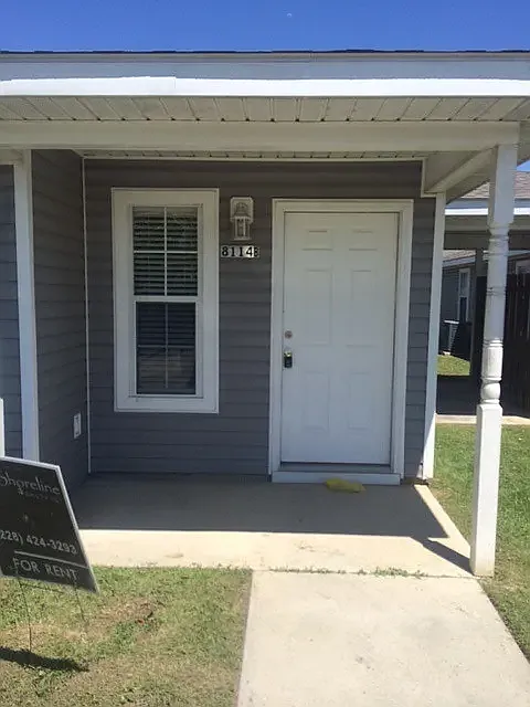 8114 Durango Ave #B