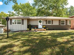 8921 N McGee St, Kansas City, MO 64155