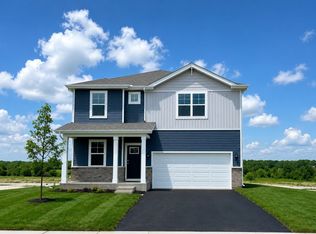 996 Sapphire Ln, Montgomery, IL 60538