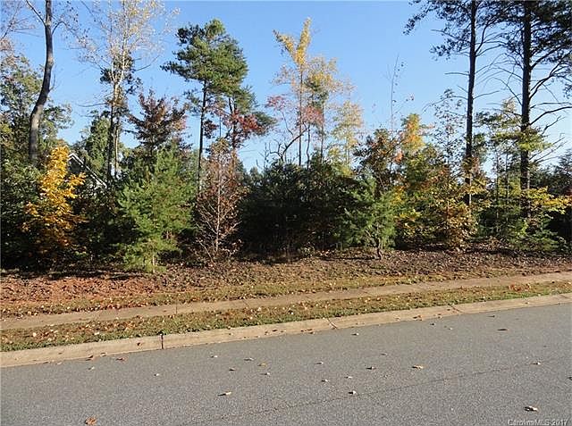 1st image of 132 Meadow Glen Dr