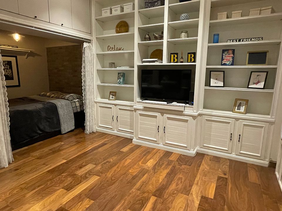 1st image of 65 E 54th St APT 4R