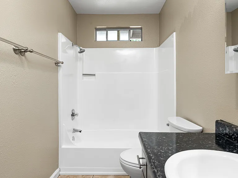 Cedar Park Apartments — Photo 24