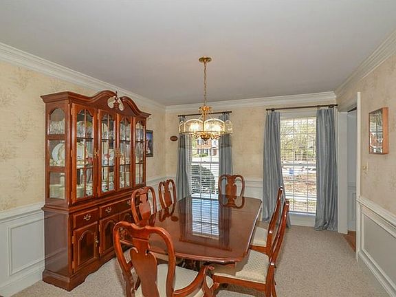 5th image of 500 N Satinwood Pl