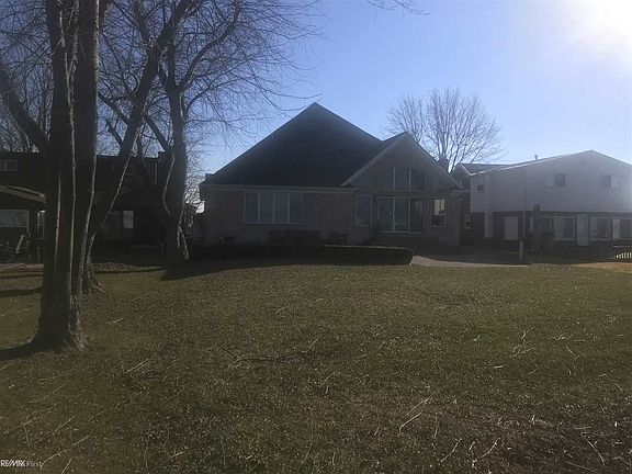 4th image of 8018 Anchor Bay Dr