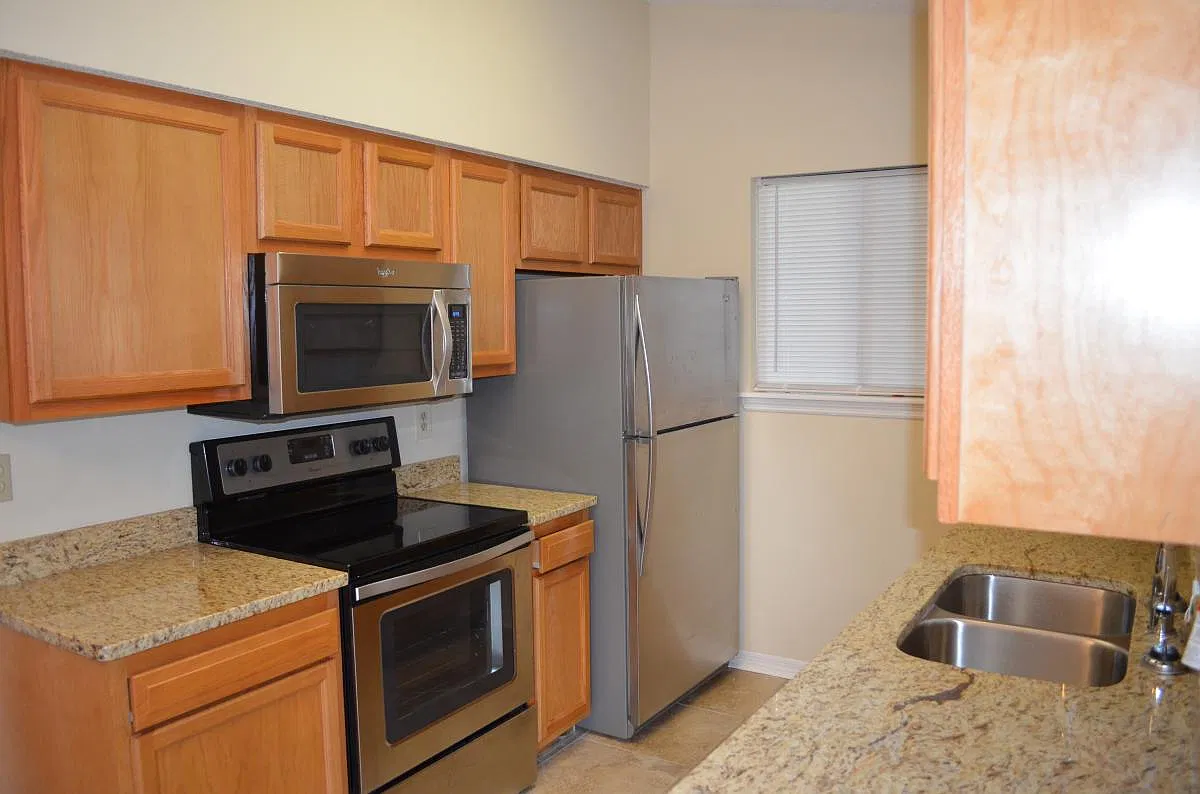 3646 Lumberjack Circle N — Photo 3
