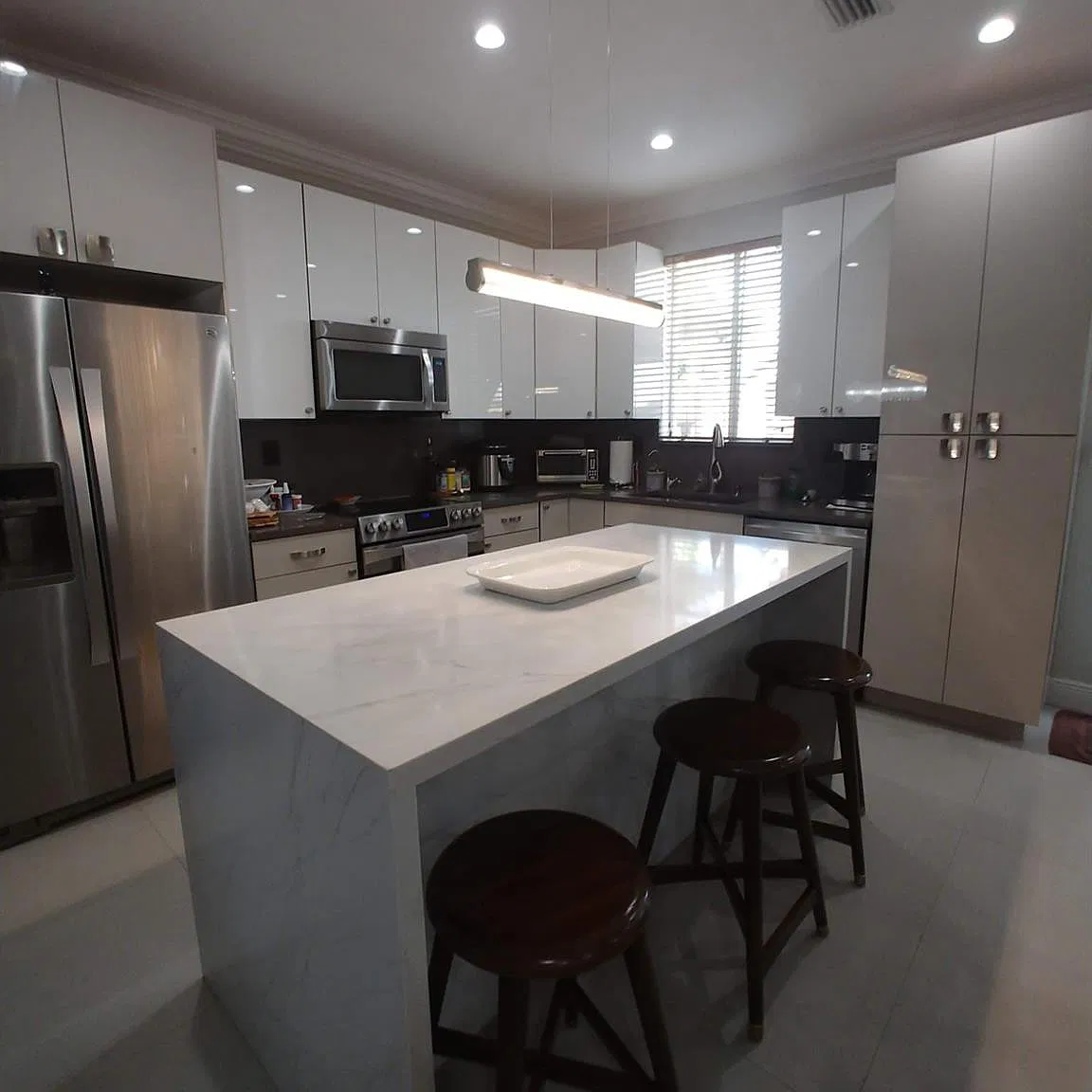 4 bed, 3.0 bath, 1500 sqft, $3,100 — Photo 3