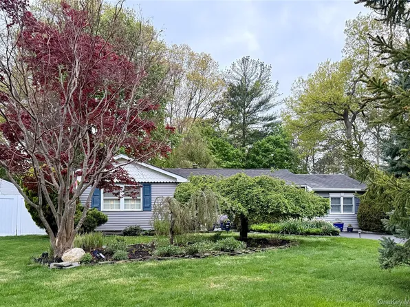 71 Ridge Haven Drive, Ridge, NY 11961