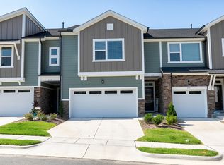 233 Deardom Way, Chapel Hill, NC 27516