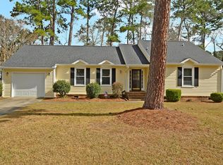 207 Stratford Dr, Summerville, SC 29485