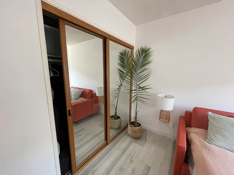 2206 Nelson Ave — Photo 2