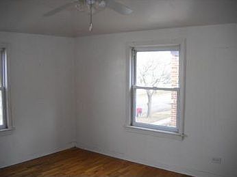 4th image of 7169 W Medill Ave