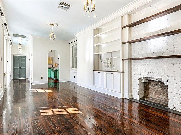 5th image of 936 Conti St APT 5