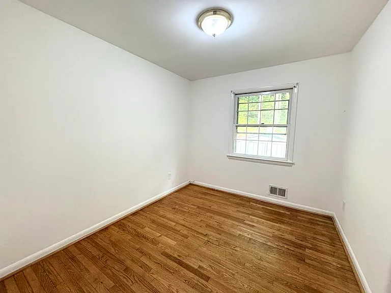 3117 Rosemary Ln — Photo 11