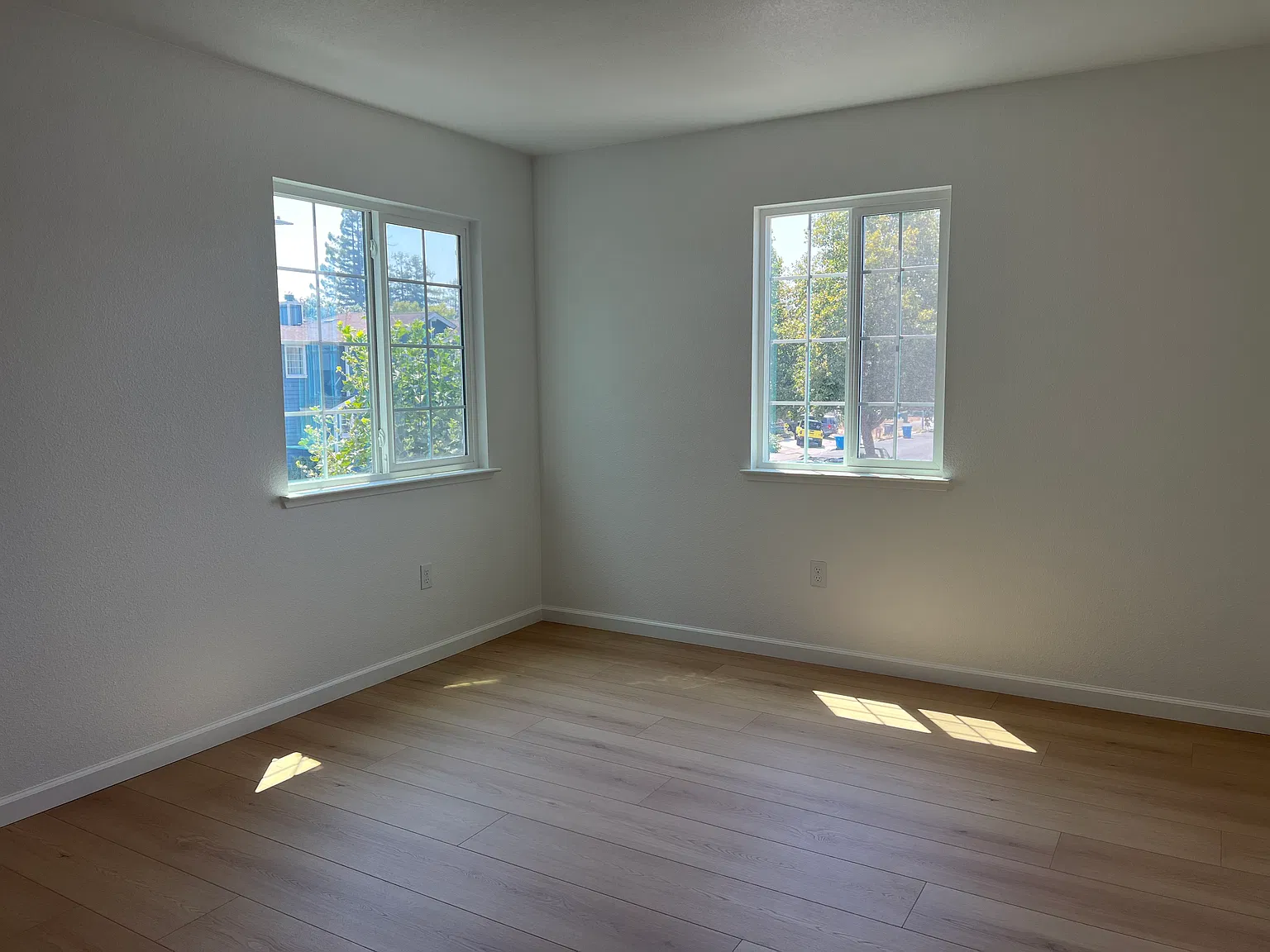 4 bed, 1481 sqft, $3,950 — Photo 4