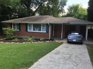 107 Woodhaven Dr, Jonesboro, GA