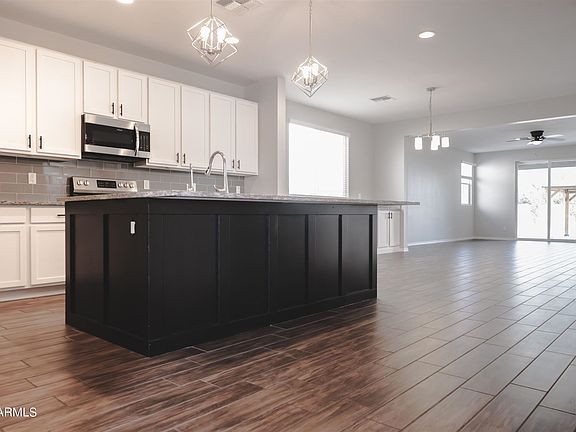 3rd image of 3408 W Melody Dr