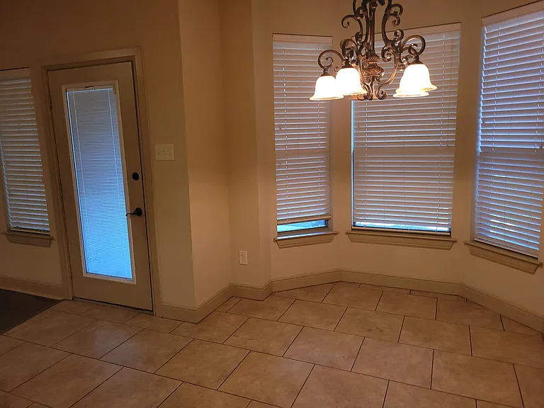 5130 Southpoint Dr — Photo 12