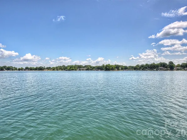 20427 Harborgate Ct Unit 606, Cornelius, NC 28031