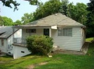 1 Pine St, Penn Hills, PA 15235