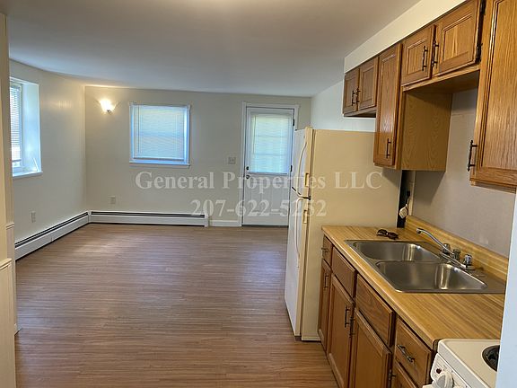 3rd image of 84 Highland Ave #1