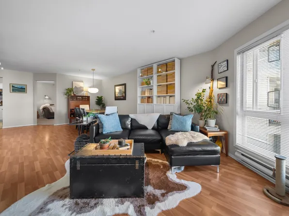 3172 Gladwin Rd #206, Abbotsford, BC V2T 5T3